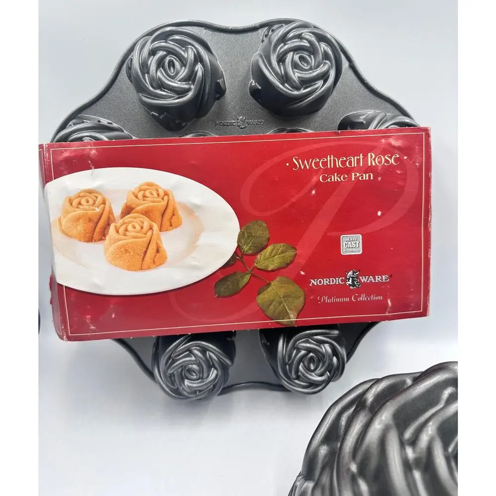 Nordic Ware Platinum Sweetheart Rose Bundt Cake Pans Cast Aluminum Non Stick Set